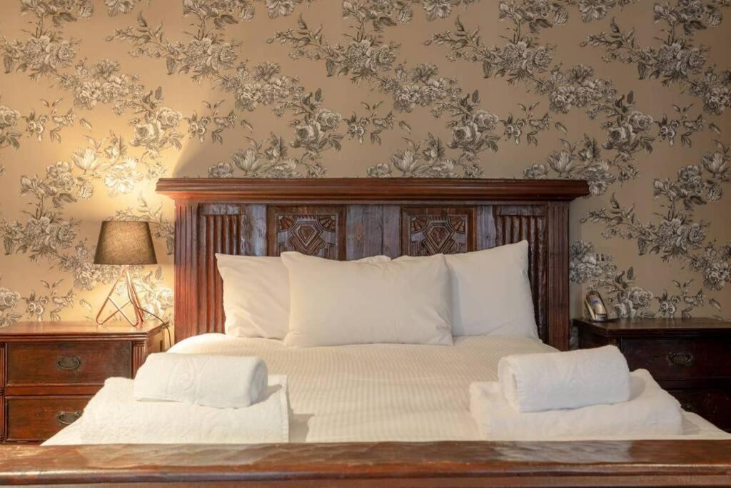 Perfect Family In South Kensington